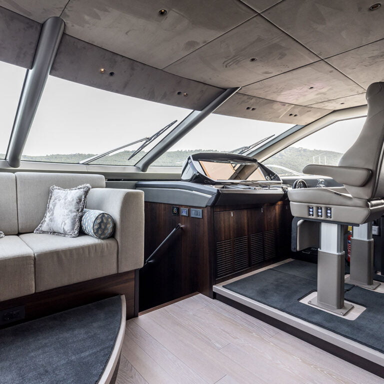 Square: Exit Sunseeker 8