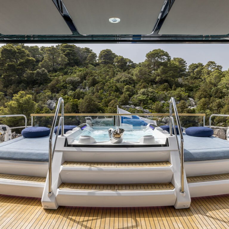 Square: Exit sunseeker