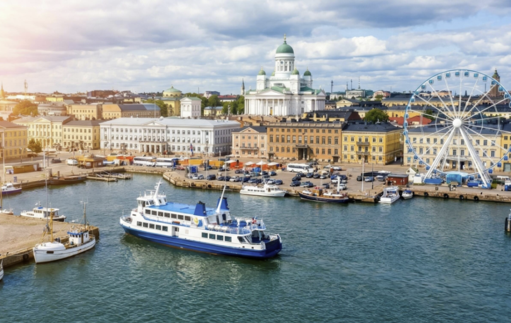 Luksusjahdin vuokraus Helsingissä: kattava opas unelmiesi risteilyn järjestämiseen