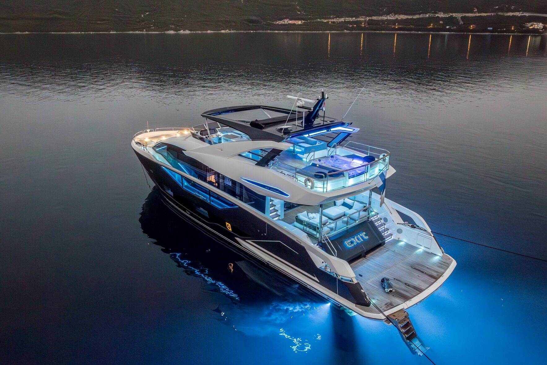 M/Y EXITin onnistunut myynti – miehistön jäsenen jäähyväiset